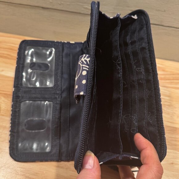 Vera Bradley Turn Lock / Zip Around Wallet Blue & Cream Floral Quilted 8" x 5" - Picture 6 of 6